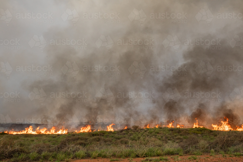 Onslow bush fire and smoke, started by lightening strike - Australian Stock Image