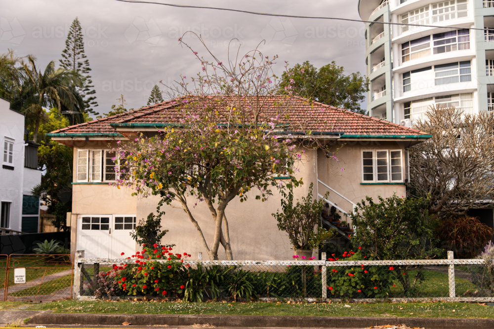 Original Art Deco house in Redcliffe next to a unit block - Australian Stock Image