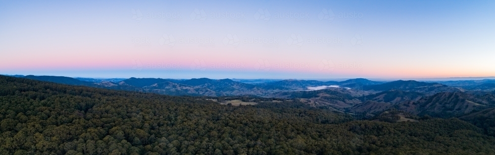 Panorama of dusk sky over hunter valley looking towards Lake St Clair - Australian Stock Image