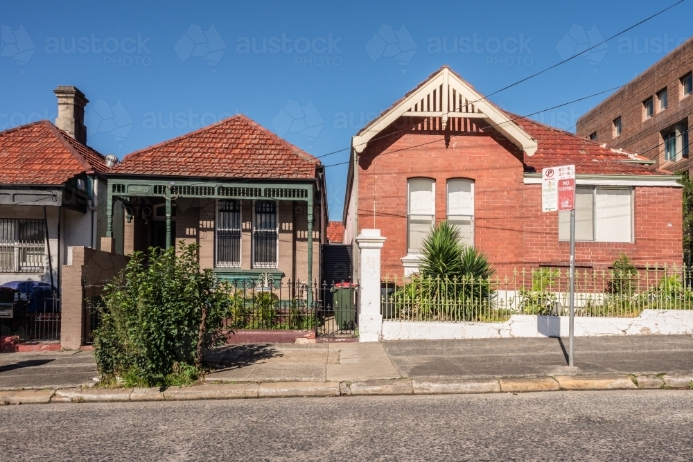 red brick cottage in Sydney - Australian Stock Image