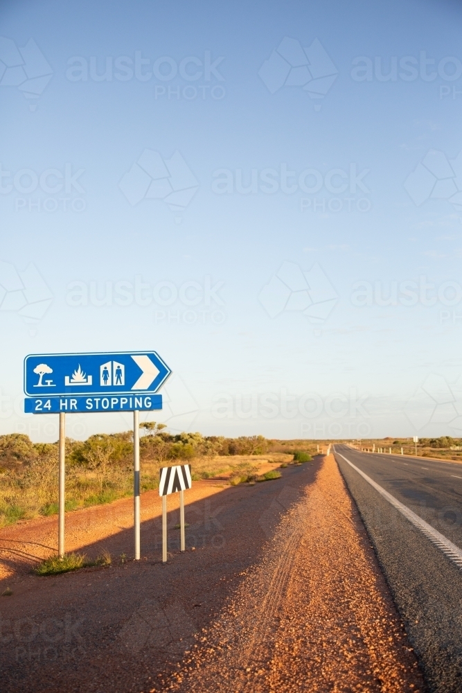 Image of Rest stop sign on side of outback highway - Austockphoto
