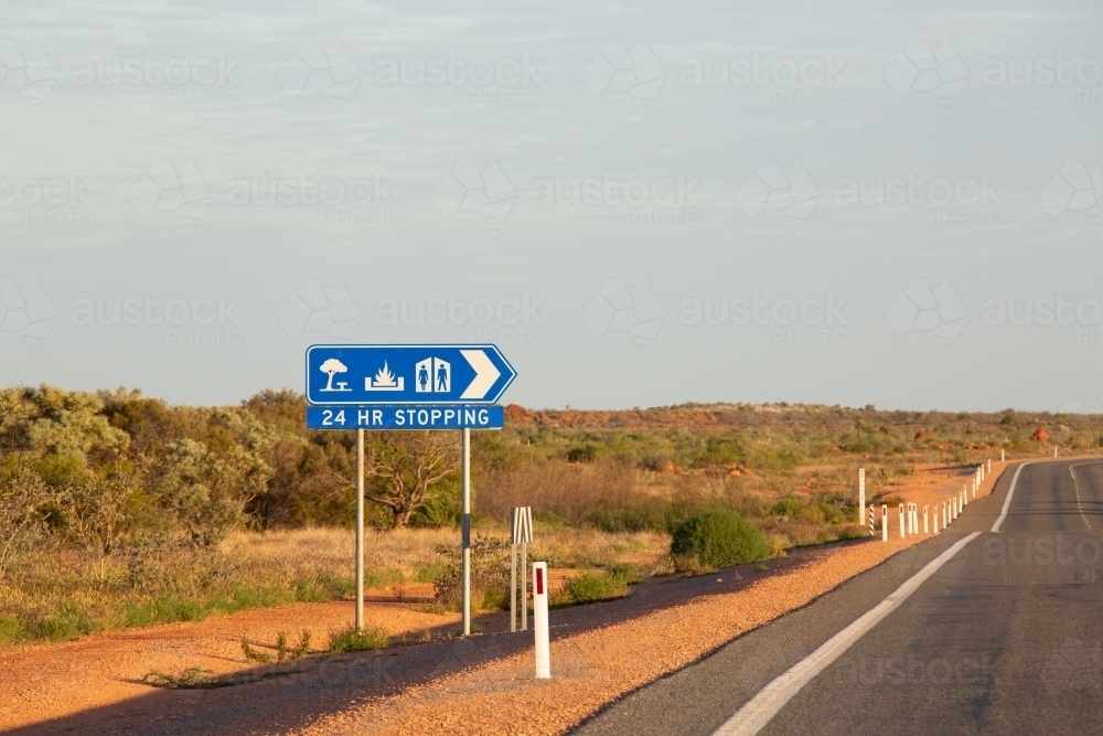 Image of Rest stop sign on side of outback highway - Austockphoto