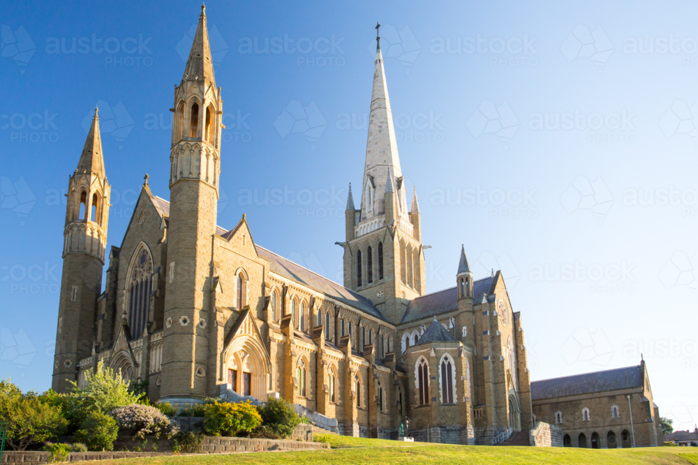 Sacred Heart Cathedral in Bendigo at dusk on a warm Spring day. - Australian Stock Image