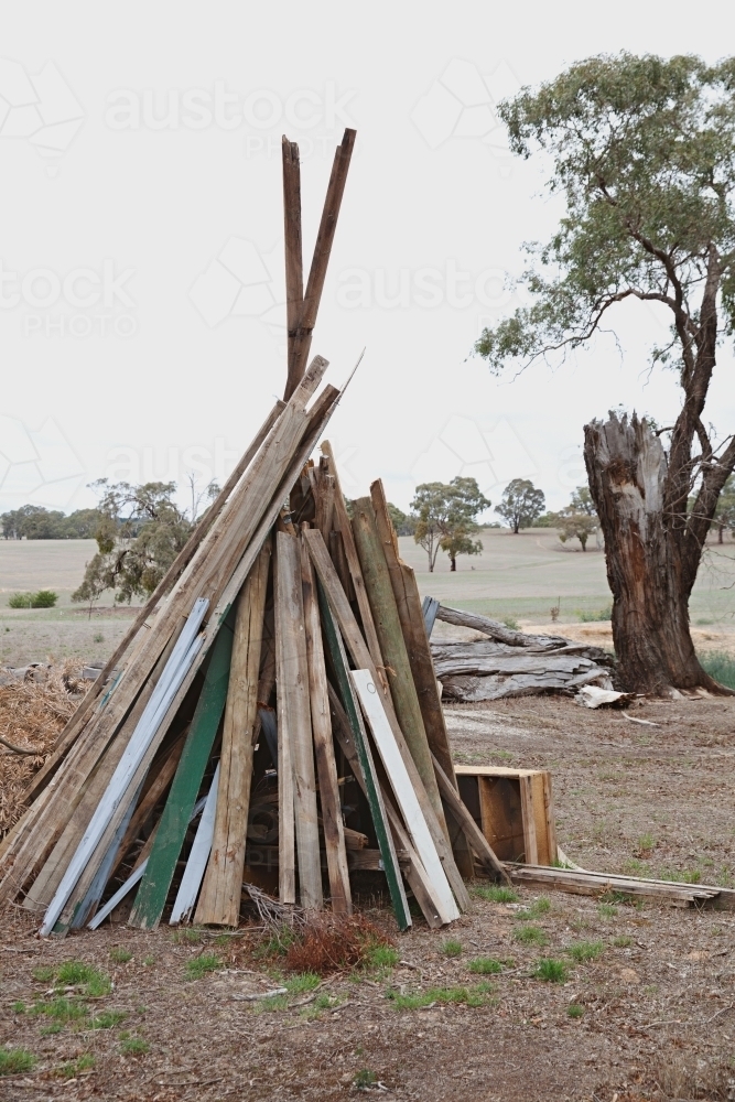 Setting up a bonfire - Australian Stock Image