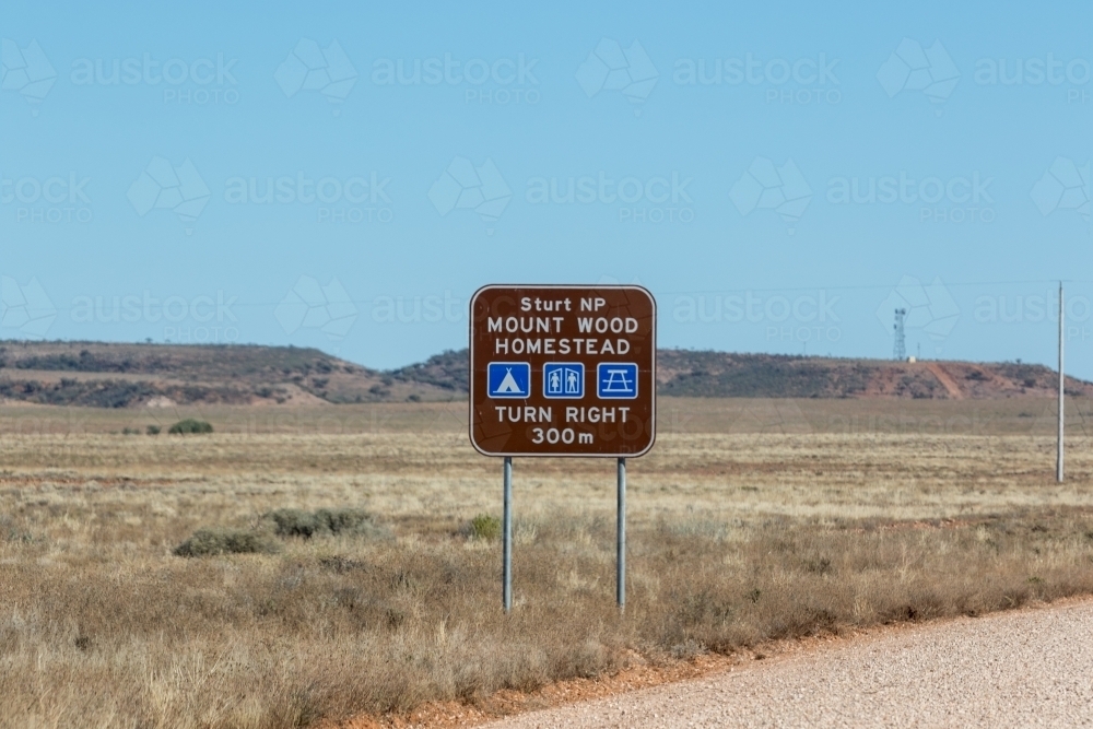 Sign by roadside to Mount Wood Homestead - Australian Stock Image