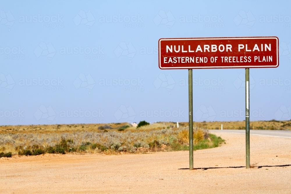 Image of Sign for the eastern end of the Nullarbor Plain - Austockphoto