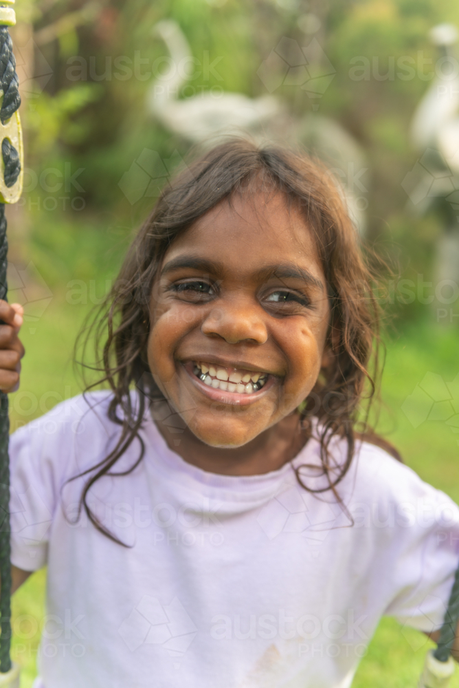 Image of Smiling 4 year old aboriginal girl - Austockphoto