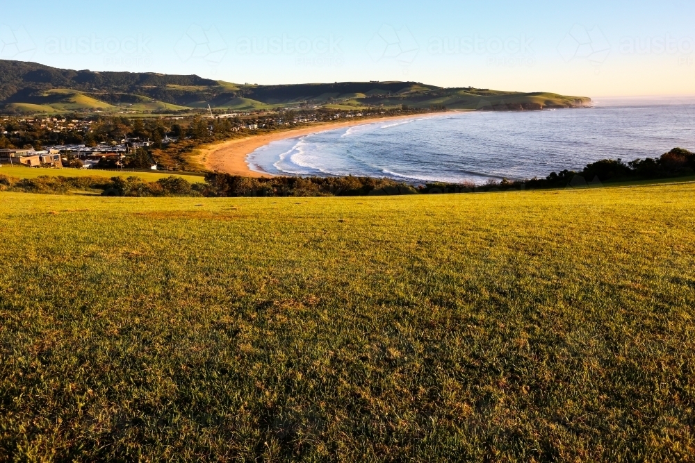 Sunrise view of Werri Beach from Gerringong headland - Australian Stock Image