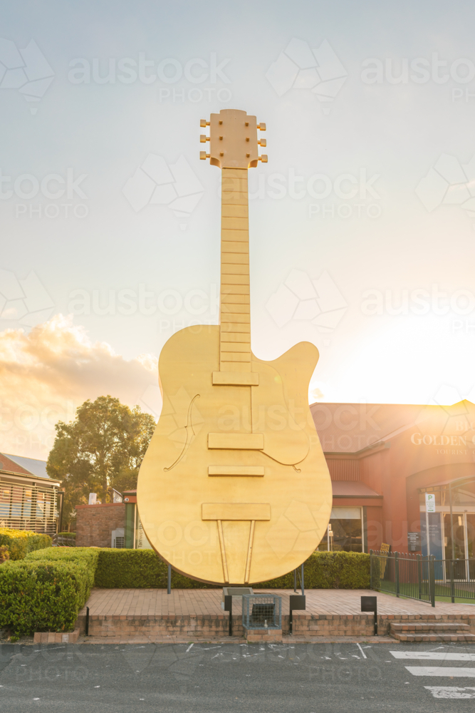 The Big Golden Guitar in Tamworth, the country music capital of Australia - Australian Stock Image