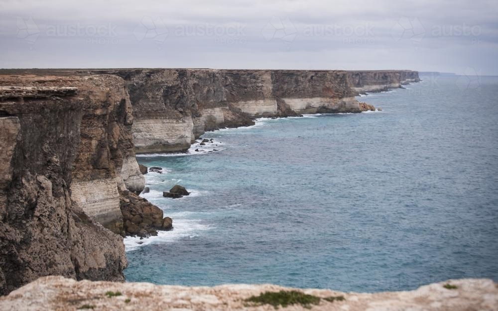 Towering coastal cliffs of the Great Australian Bight - Australian Stock Image