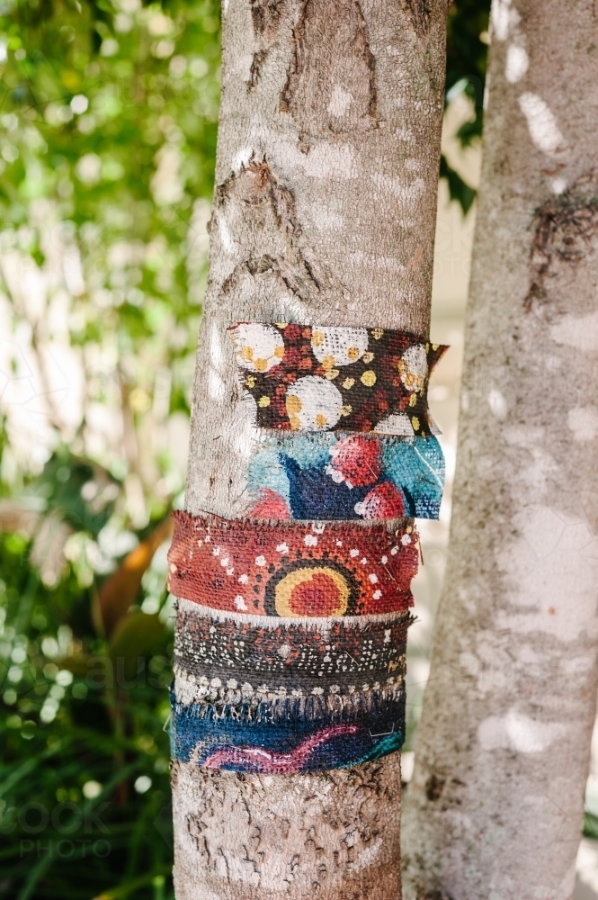 tree art, canvas painted in desert indigenous dot painting style - Australian Stock Image