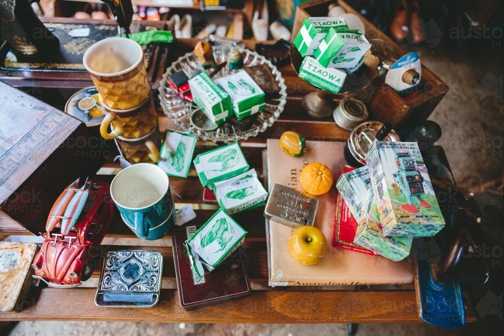 Vintage memorabilia at a garage sale - Australian Stock Image
