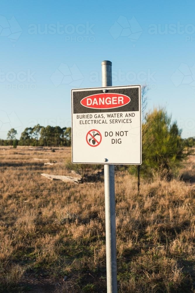 Warning sign near coal seam gas wells in rural Queensland - Australian Stock Image