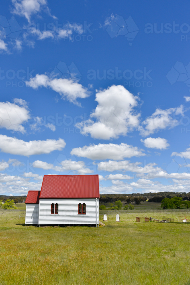 Wellingrove Presbyterian church and cemetery after restoration in Wellingrove, near Glen Innes - Australian Stock Image