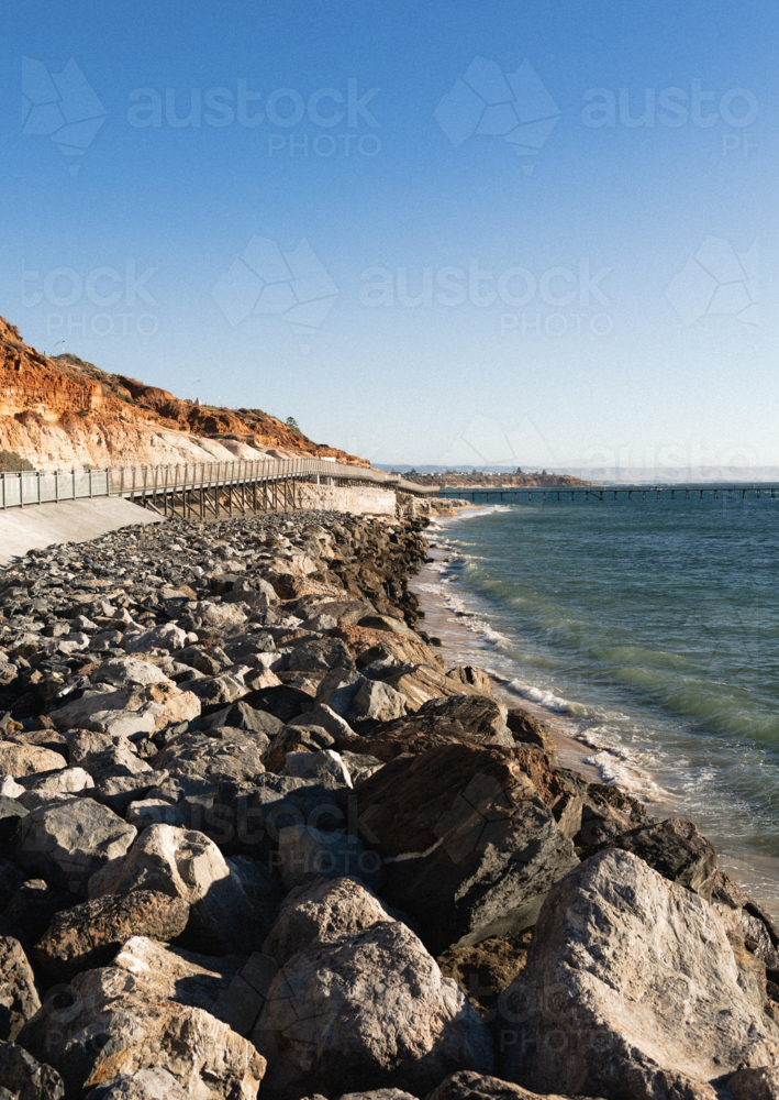 Witton Bluff Base Trail sea wall at Port Noarlunga - Australian Stock Image