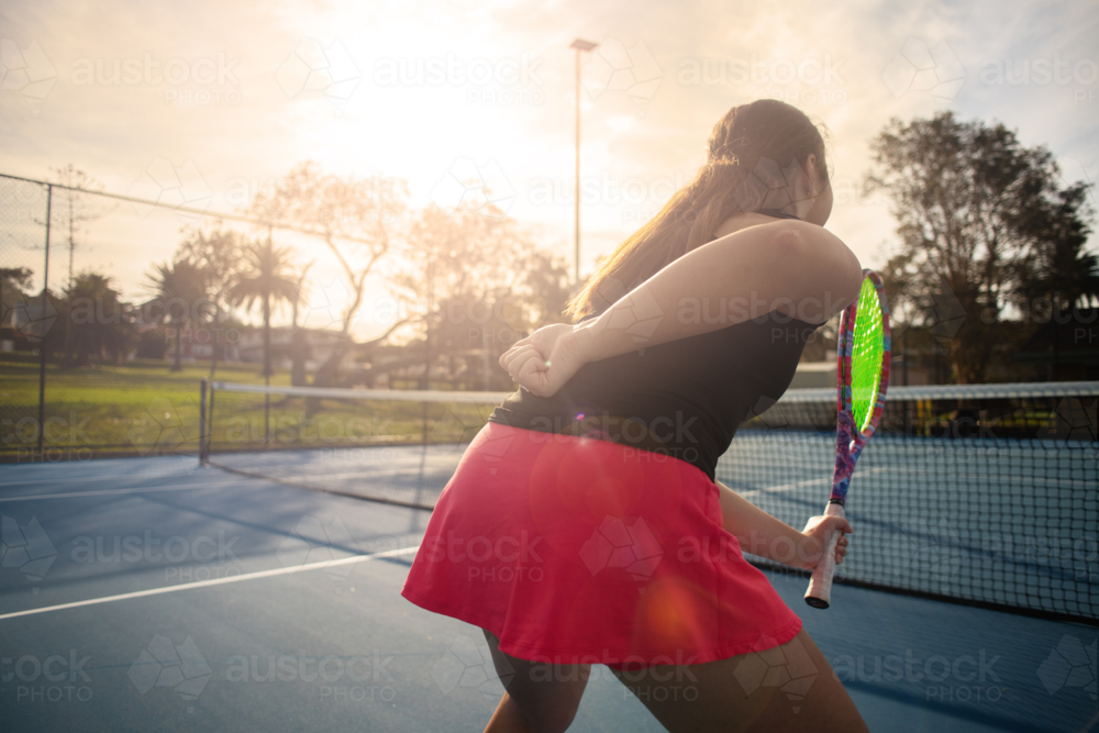 woman making hand signals in a tennis match : Austockphoto woman making hand signals in a tennis match - Australian Stock Image