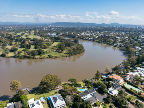 A bend in the Brisbane River area of Yeronga and Indooroopilly - Australian Stock Image