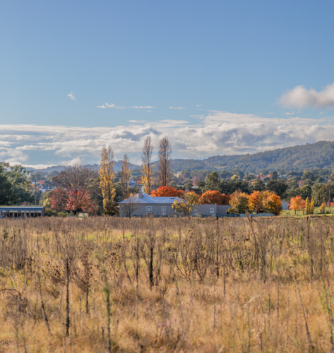An autumn scene in the country under a blue sky - Australian Stock Image