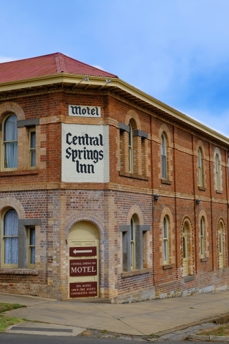 An old brick motel in a regional town - Australian Stock Image