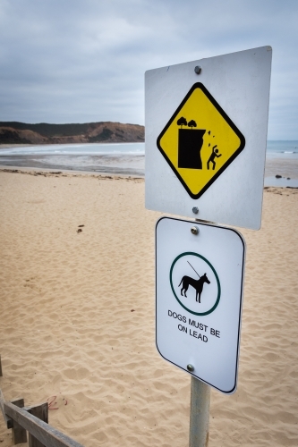 Beach Sign - Dangerous Cliffs & Dogs Must Be On Lead