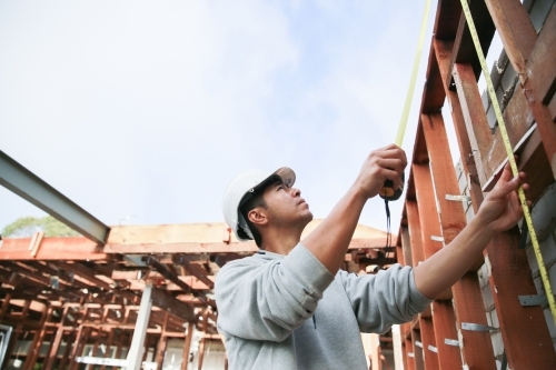 Builder measuring construction framework
