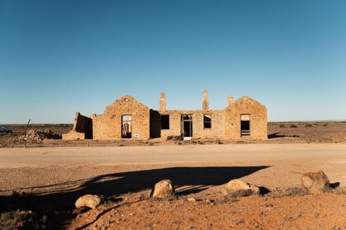 historic outback stone buildings