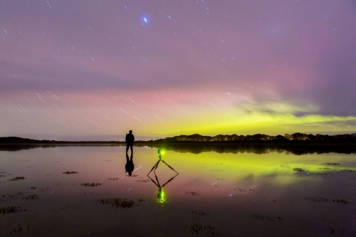 lone photographer shooting aurora australis