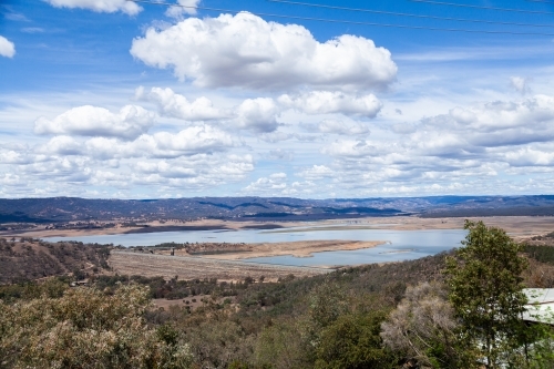 Low water level in lake burrendong - Australian Stock Image