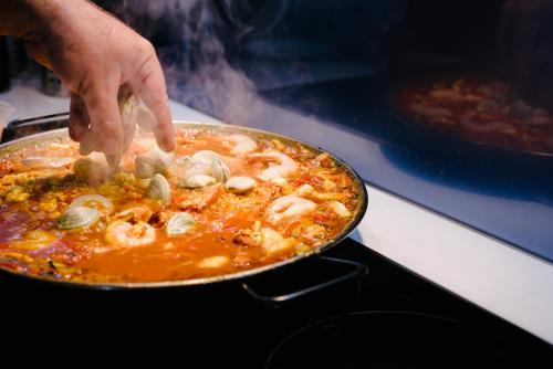 making paella - Australian Stock Image