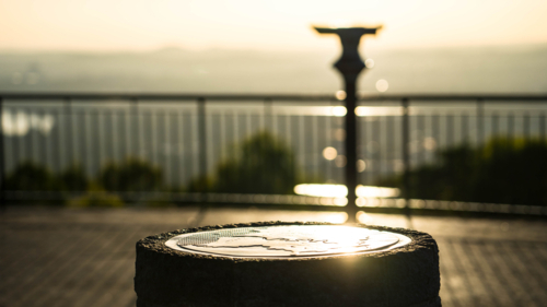 Mt Cootha lookout plinth at sunrise - Australian Stock Image