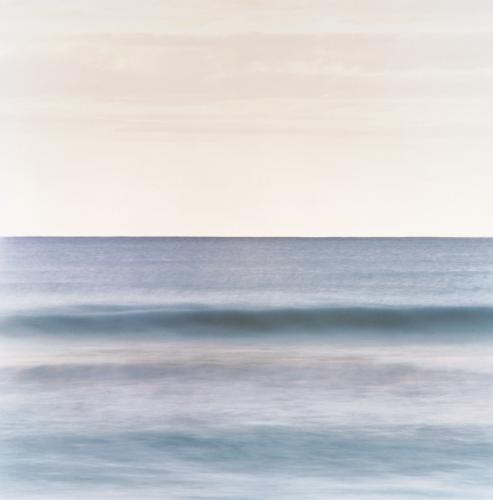 Ocean seascape with gentle wave and horizon