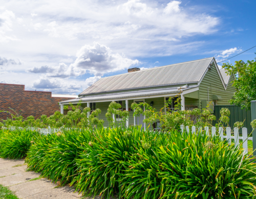 Old Cottage in Glen Innes - Australian Stock Image