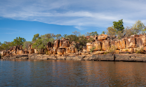 Peaceful waters of Warla Gorge (Hann River Gorge) - Australian Stock Image