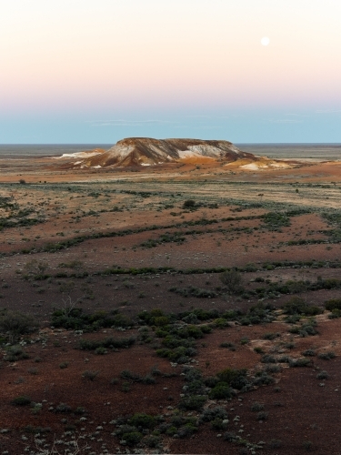 Plains and hills at the breakaways