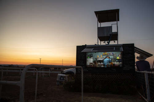 Pre-dawn catering van at Yaraka Campdraft - Australian Stock Image