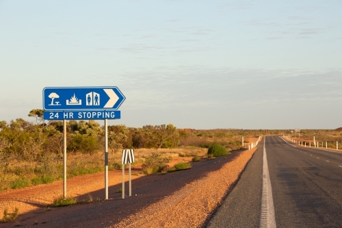 Rest stop sign on side of outback highway - Australian Stock Image