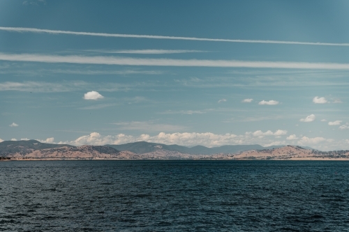 Rolling hills and blue water — Views from the Dam Wall at Hume Dam. - Australian Stock Image