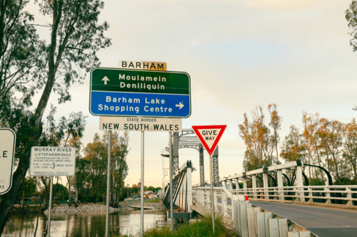 Signage at the bridge border crossing between Victoria and NSW - Australian Stock Image
