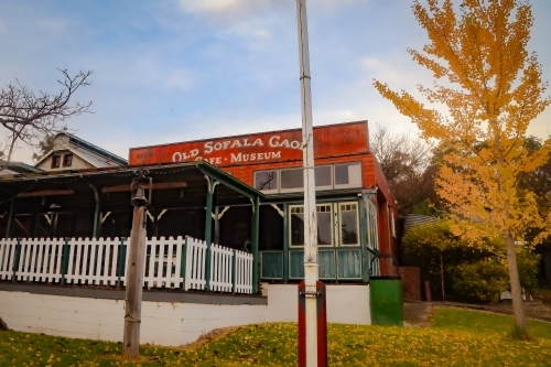 Sofala NSW Australia - 20 May 2022: The Old Gaol Museum, in the historic mining town of Sofala - Australian Stock Image