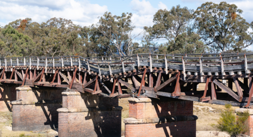 Sunnyside rail bridge over Tenterfield Creek, as seen from the New England Highway - Australian Stock Image