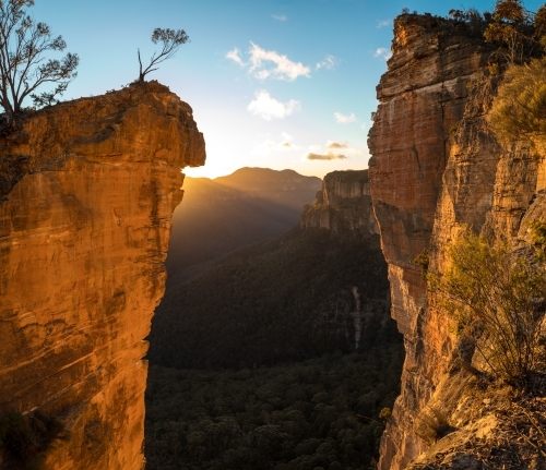 Sunrise at Hanging Rock in the Blue mountains National Park