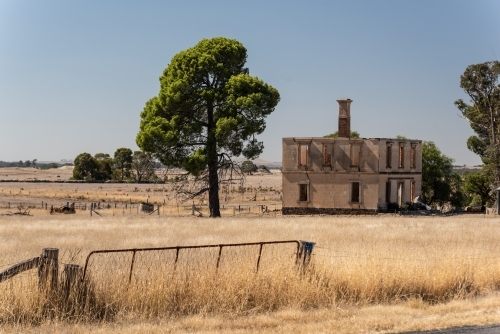 Talbot Gold Rush Era House in dry paddock - Australian Stock Image