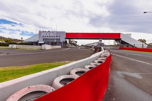 The Mount Panorama racing circuit at Bathurst NSW - Australian Stock Image