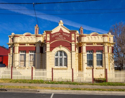The old art deco Severn Shire Council Offices built in Glen Innes in 1910 - Australian Stock Image