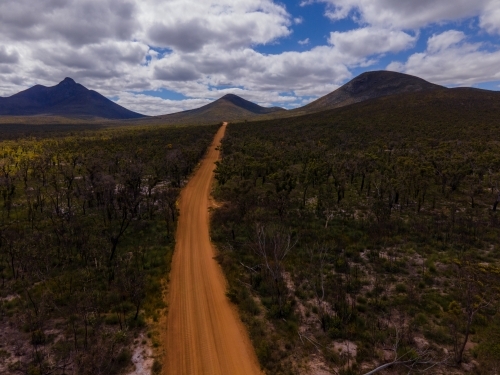 The road in to Bluff Knoll