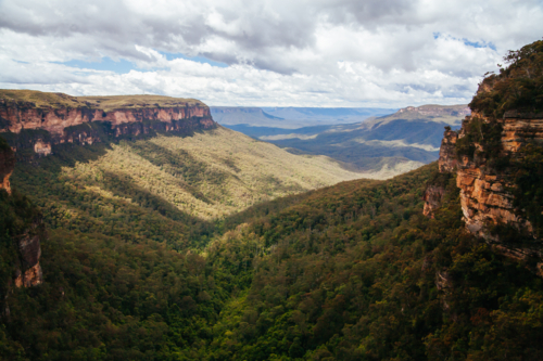 View from Pulpit Rock in the Blue Mountains, New South Wales, Australia - Australian Stock Image