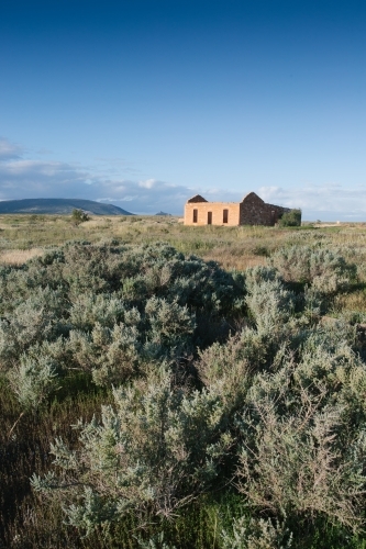 View of historical building in outback bush setting - Australian Stock Image