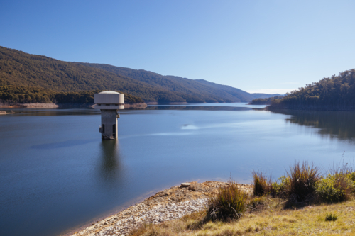 View of the Thomson Dam on a cool winter's day near Walhalla in Victoria, Australia - Australian Stock Image