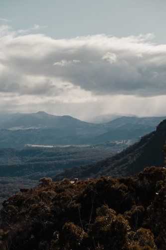 Views into the Megalong Valley from Cahill's Lookout, Blue Mountains. - Australian Stock Image