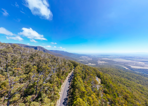 Western Tiers landscape views above Poatina Rd on a warm summer's morning in Tasmania, Australia - Australian Stock Image